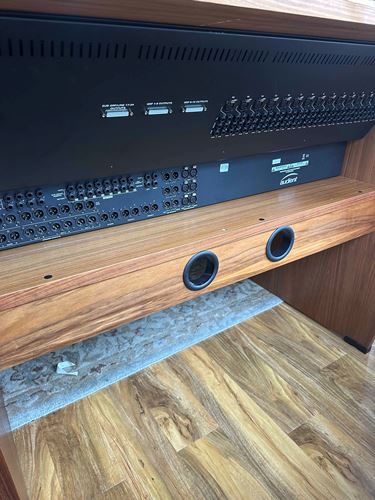 Audient-ASP4816 recording console